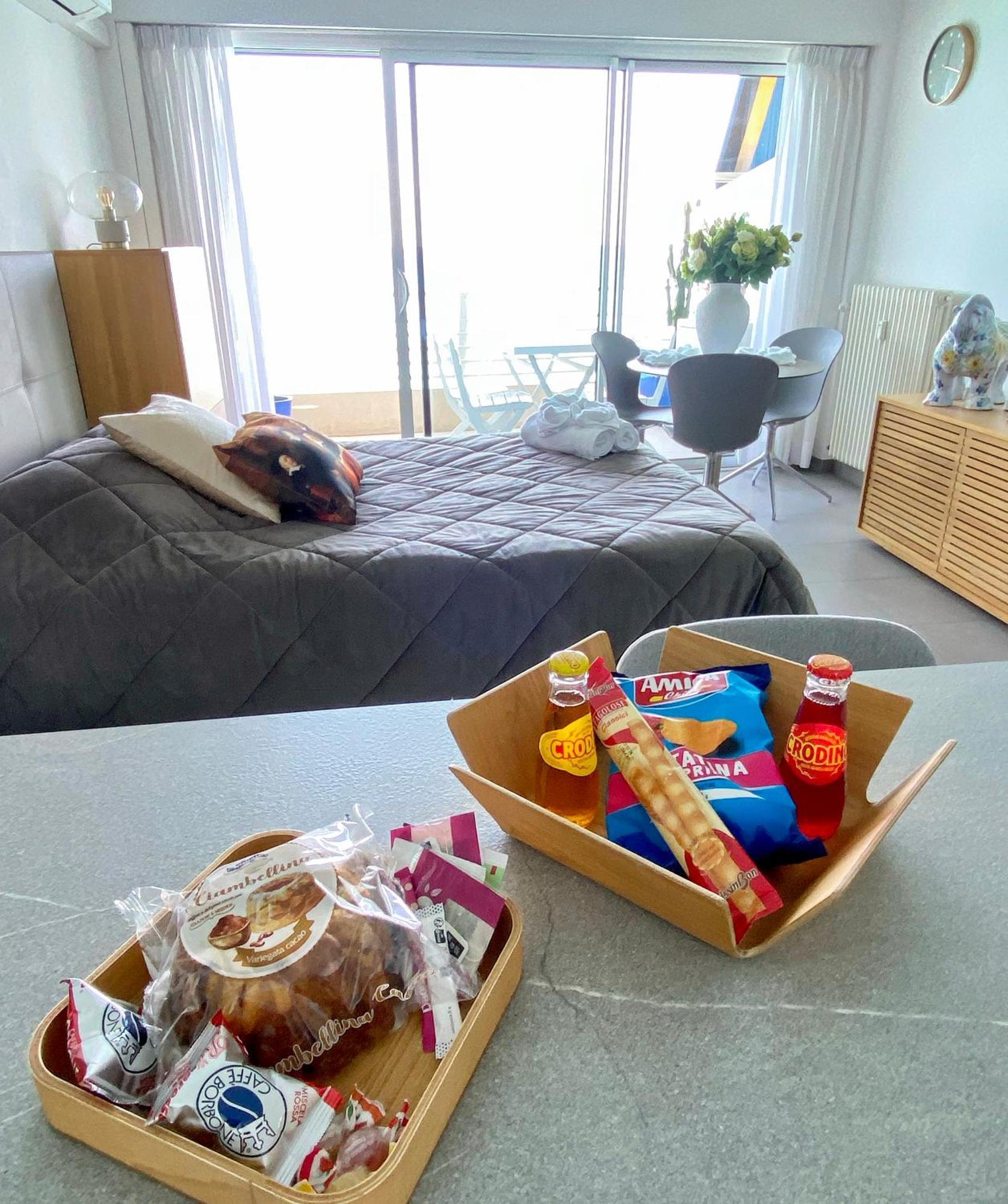 Sea View Studio, Huge Terrace On The 4Th Floor Apartment Menton Exterior photo